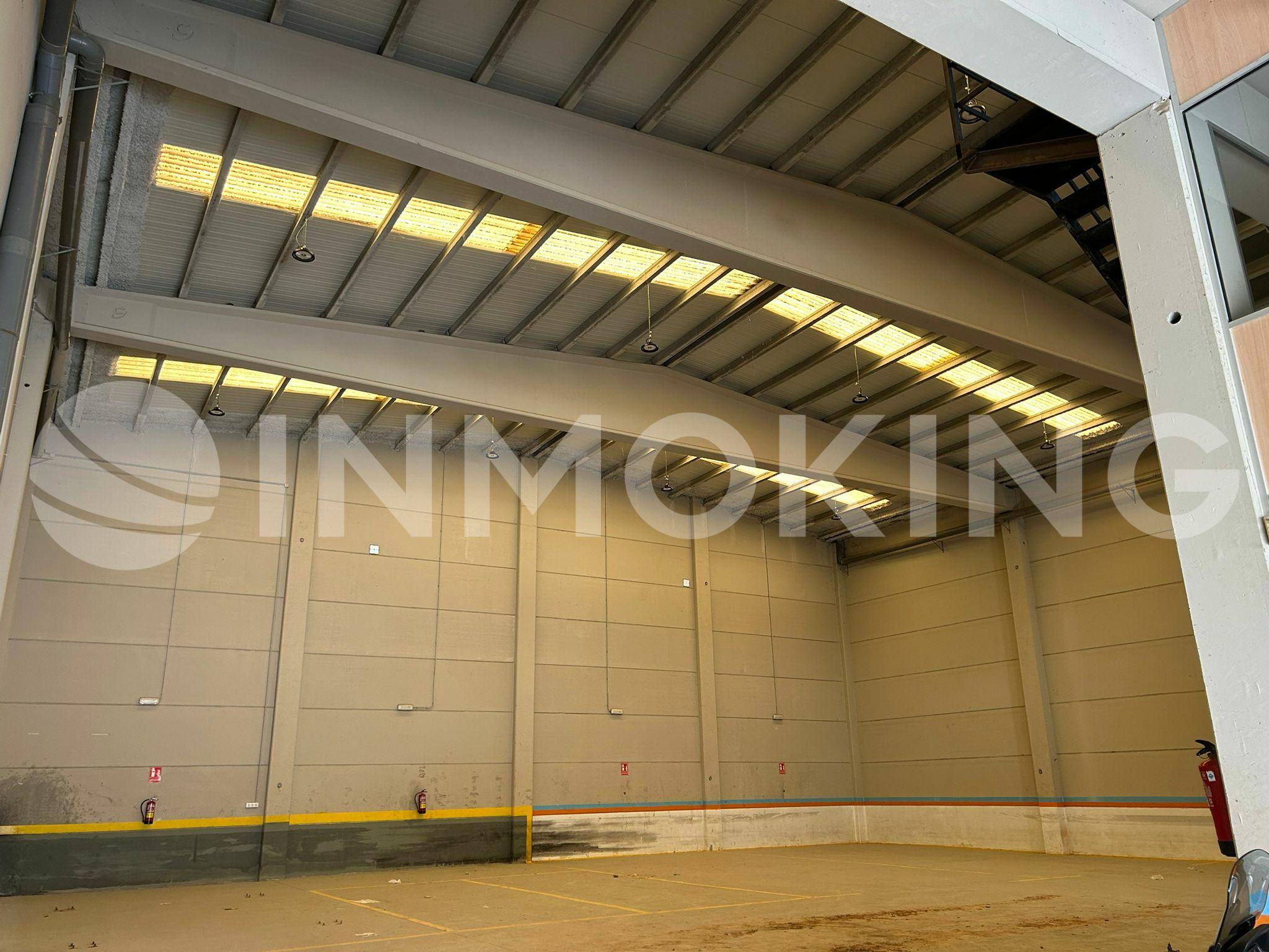 Foto de la propiedad Nave industrial/comercial en alquiler Massanassa